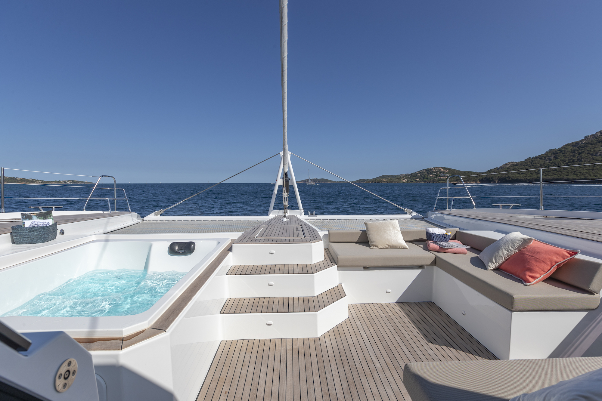 Floramye's forward jacuzzi and private lounge facing the sea