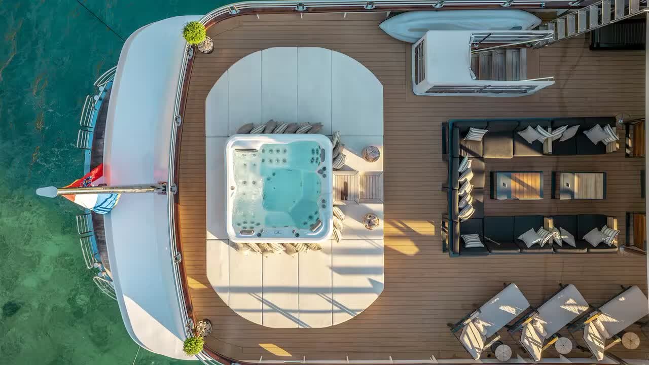 Freedom's sundeck jacuzzi and lounge area seen from above