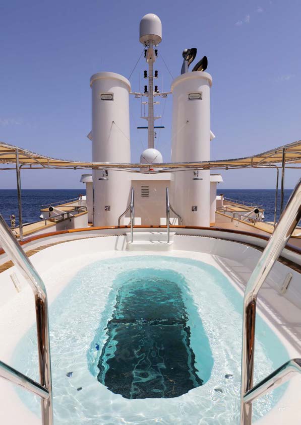 Sherakhan's glass-bottomed jacuzzi on the spa deck