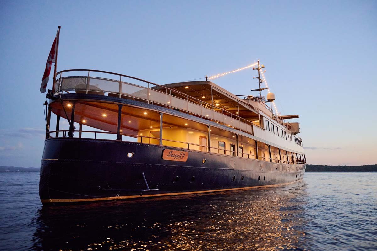 Seagull II's classic bow and foredeck